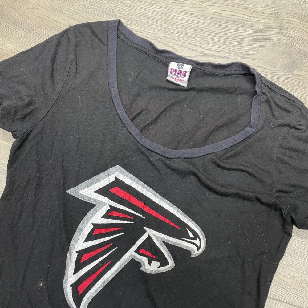 Victoria's Secret PINK T-Shirt Women L Black NFL Atlanta Falcons Graphic Tee